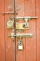 Image showing Chinese lock and door