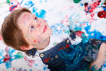 Image showing Boy painting