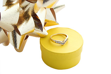 Image showing ring gift box and bows