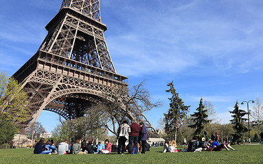 Image showing Tourists at the Eiffel Tower