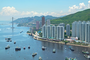 Image showing downtown city and ocean
