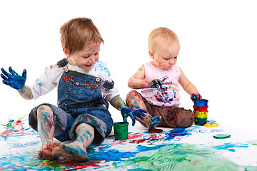 Image showing Kids painting