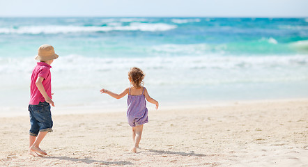 Image showing Two kids at beach