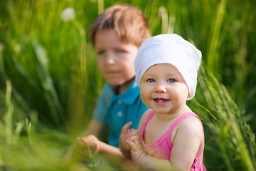 Image showing Brother and little sister