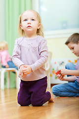 Image showing Two kids at home