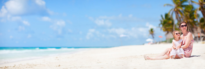 Image showing Mother and daughter on vacation