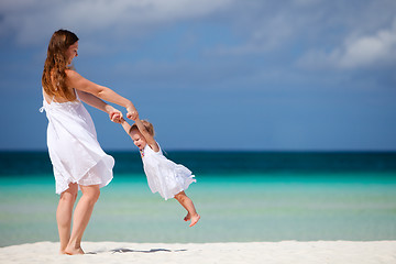 Image showing Mother and daughter