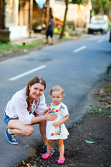 Image showing Mother and daughter traveling together