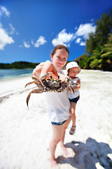 Image showing Mother holding crab