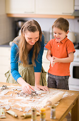 Image showing Family Baking