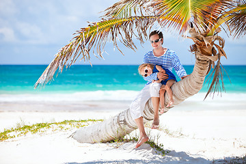 Image showing Father and daughter on Caribbean vacation