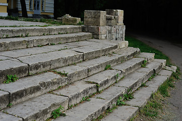 Image showing The angle of the stone stairs