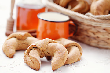 Image showing yeast cinnamon croissant