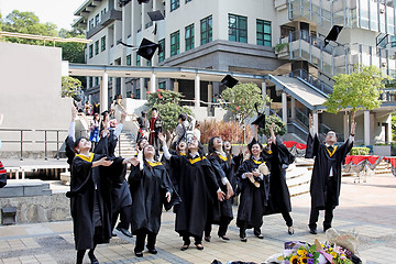 Image showing University students graduate with happiness