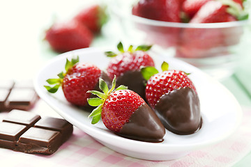 Image showing chocolate dipped strawberries