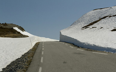 Image showing Norwegian mountain road