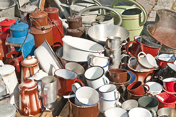 Image showing bric-a-brac market tinware