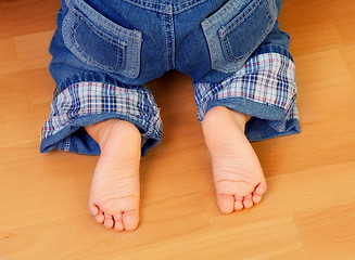 Image showing Baby foots