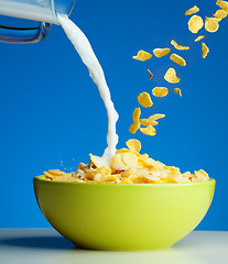 Image showing Corn flakes with milk