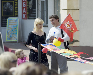 Image showing Man and wife on a Victory Day performance