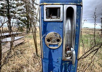 Image showing Old Vintage Gas Pump