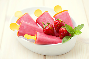 Image showing strawberry ice cream