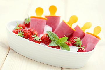 Image showing strawberry ice cream