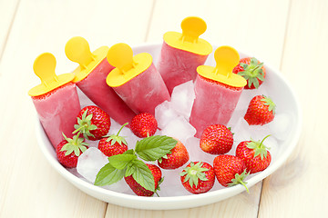 Image showing strawberry ice cream