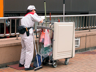 Image showing Cleaning worker