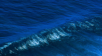 Image showing Big ocean wave