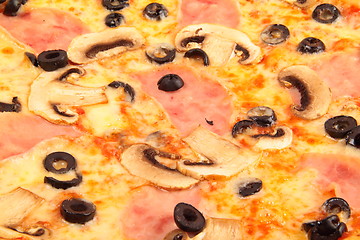 Image showing Appetizing pizza with mushrooms