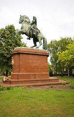 Image showing statue of Francis II Rákóczi Hungarian Parliament Lajos Kossuth 