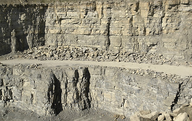 Image showing stone pit walls in sunny ambiance