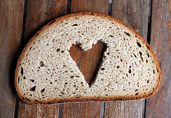 Image showing bread slice heart