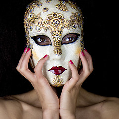 Image showing Woman wearing a beautiful carnival mask