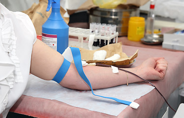 Image showing blood donor in laboratory at donation