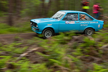 Image showing L. Lynch driving Ford Escort