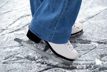 Image showing skate on ice