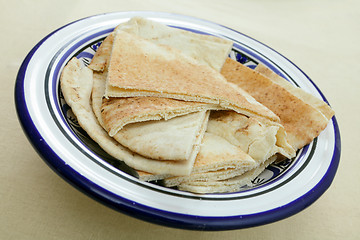 Image showing Arab flat bread or kubz