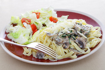 Image showing Tagliatelle with mushrooms and salad