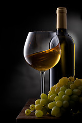 Image showing Yellow wine