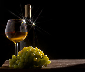 Image showing Yellow wine