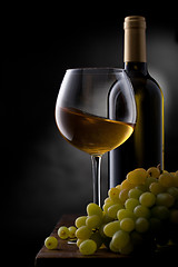 Image showing Yellow wine