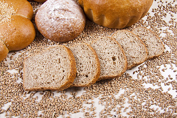 Image showing freshly baked breads