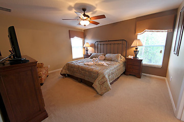 Image showing King Master Bedroom