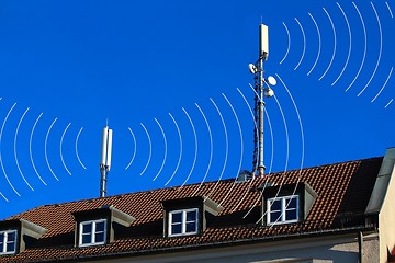 Image showing Mobile antennas with radiation