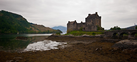 Image showing Eilean Donan Castle