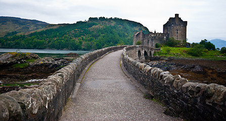 Image showing Eilean Donan Castle