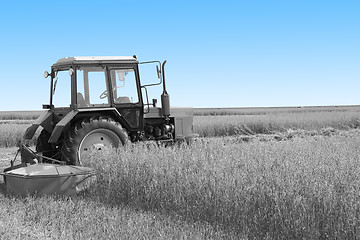 Image showing Tractor in a field.
