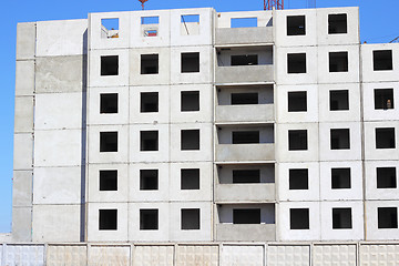 Image showing The inhabited high house against the blue sky